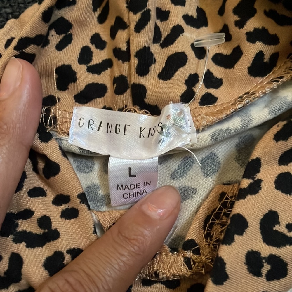 Cheetah blouse - Picture 6 of 6